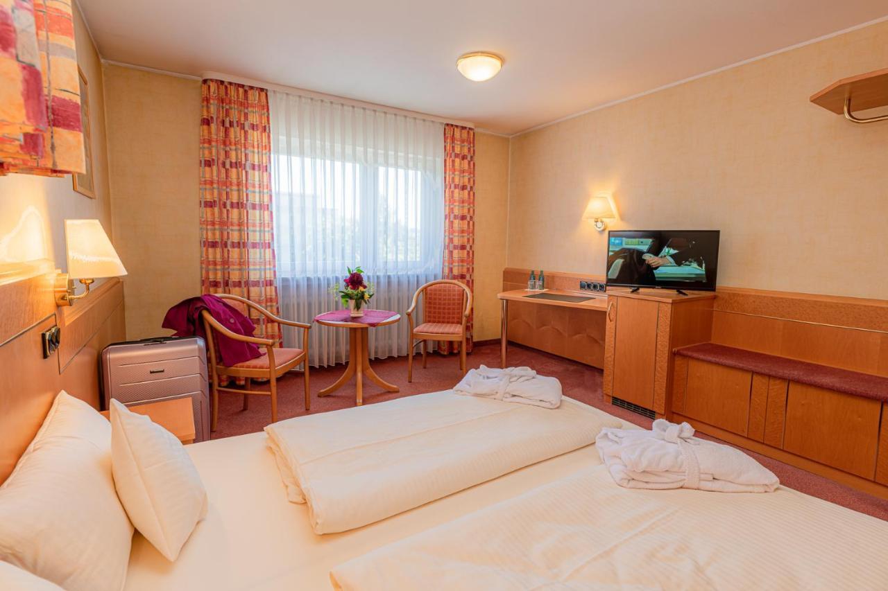 Kishotel Am Kurpark Бад-Зоден-Зальмюнстер Экстерьер фото
