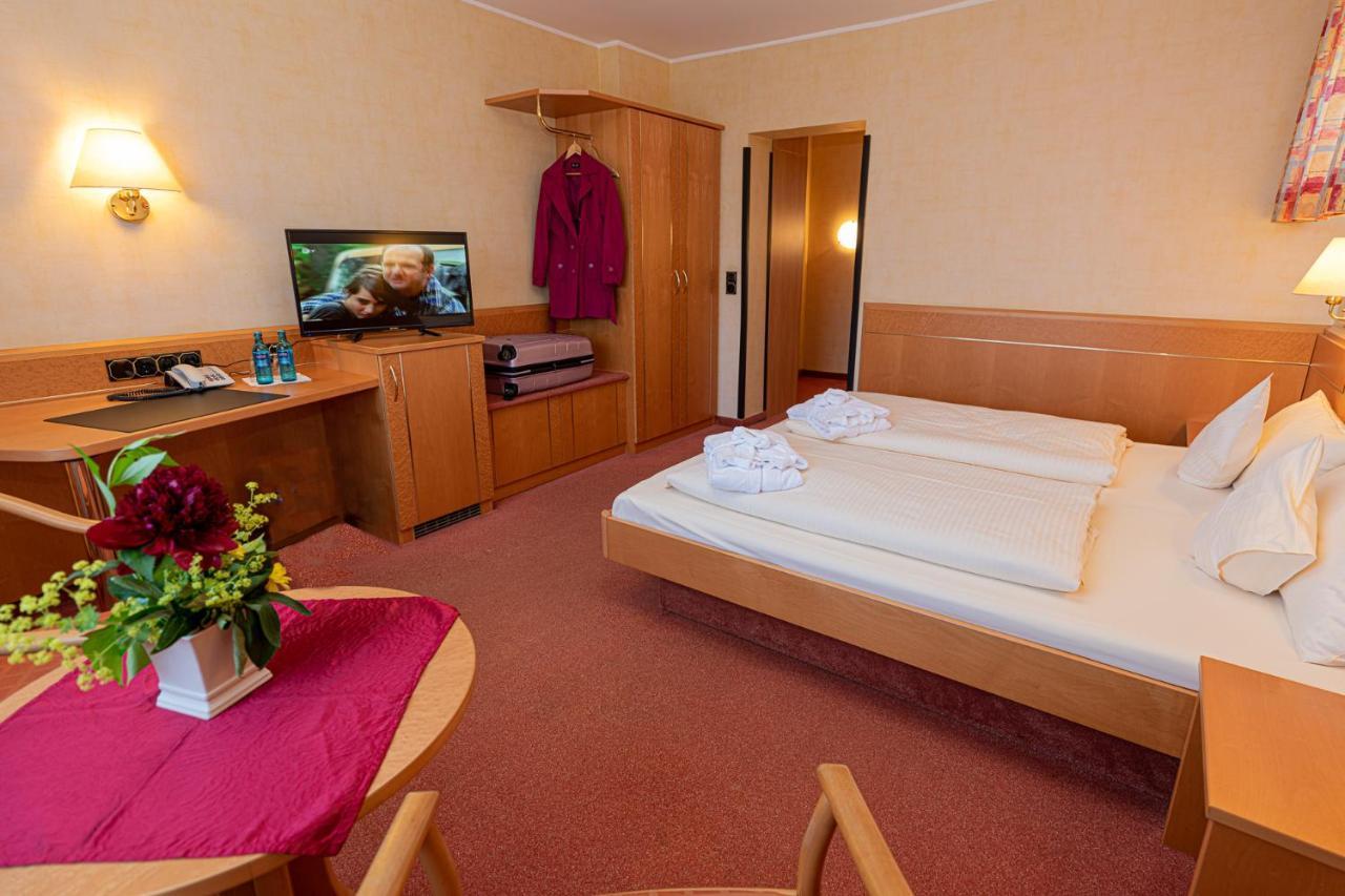 Kishotel Am Kurpark Бад-Зоден-Зальмюнстер Экстерьер фото